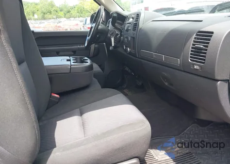 2011 Chevrolet Silverado 1500 Lt z USA, uszkodzony, nr VIN 1GCRKSE32BZ112653